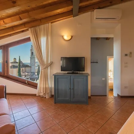 Fondo La Campagnola Aparthotel Gargnano