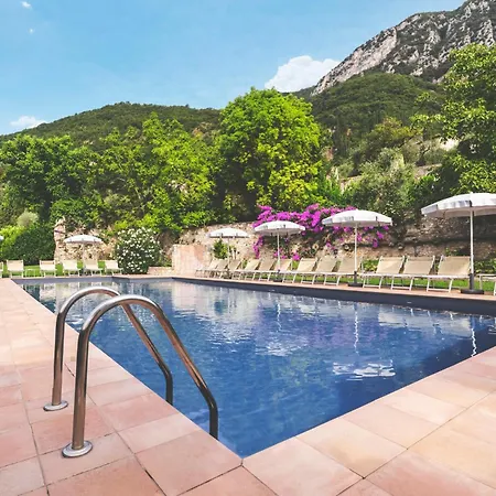 Apart-hotel Fondo La Campagnola 3*